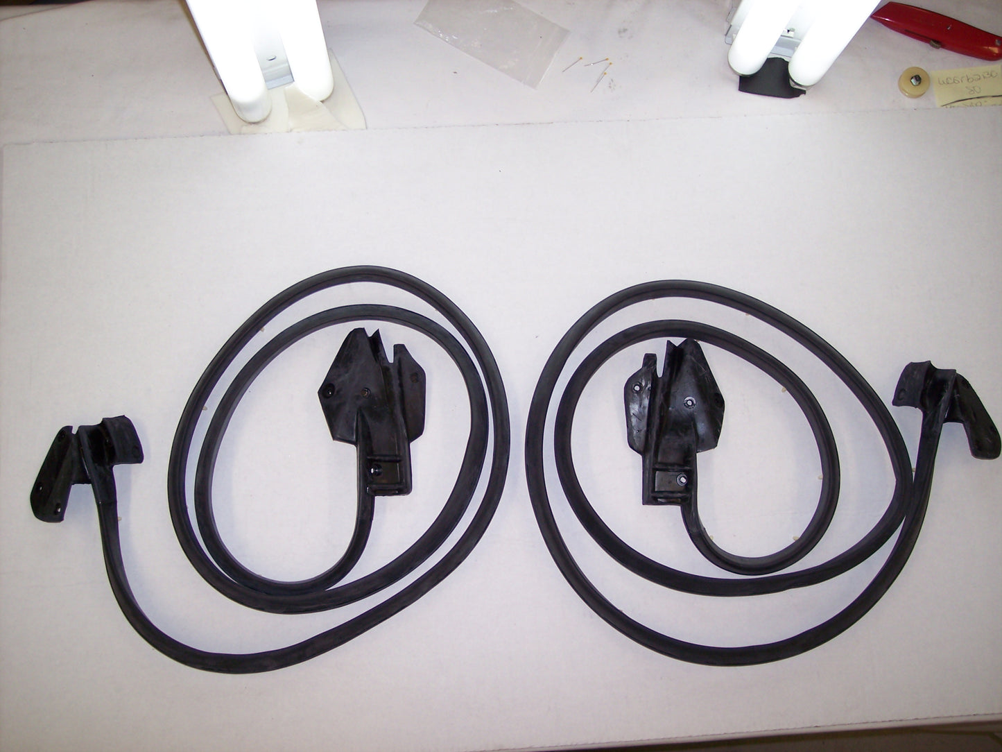 1972-1976 Ford Elite, Torino & Ranchero 2 door hardtop, fastback & notchback door seals, pair